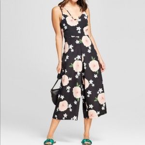 Love @ First Sight crop pants jumpsuit sz. L